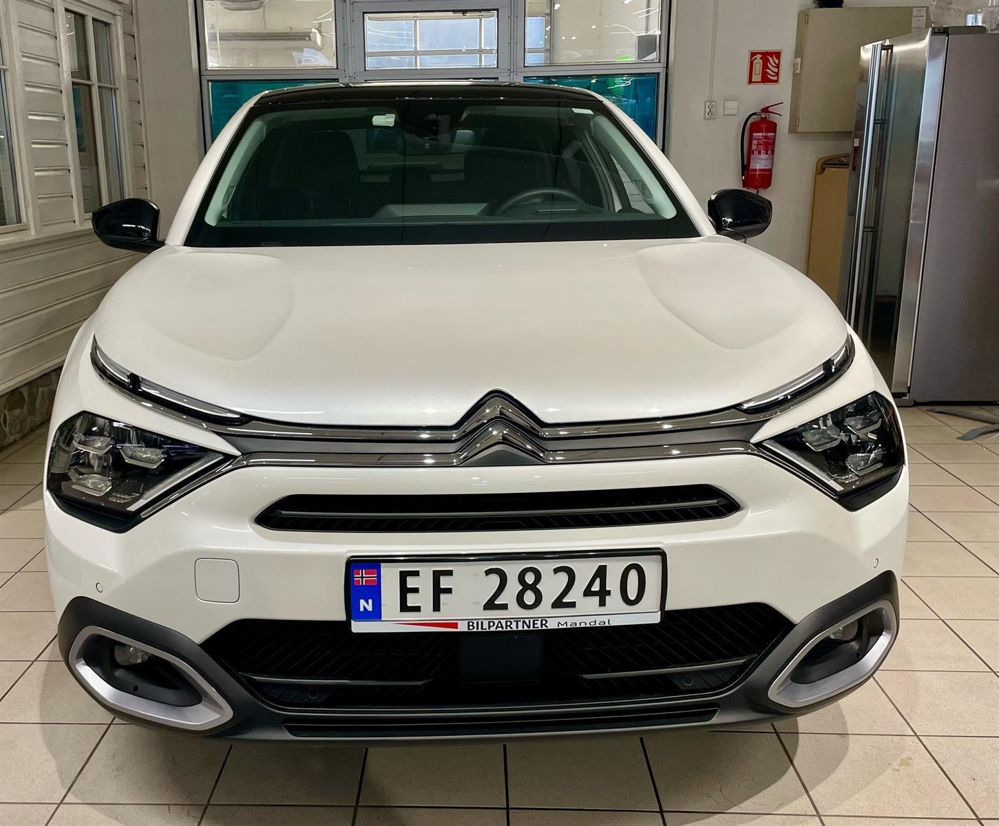Citroen E-C4 X