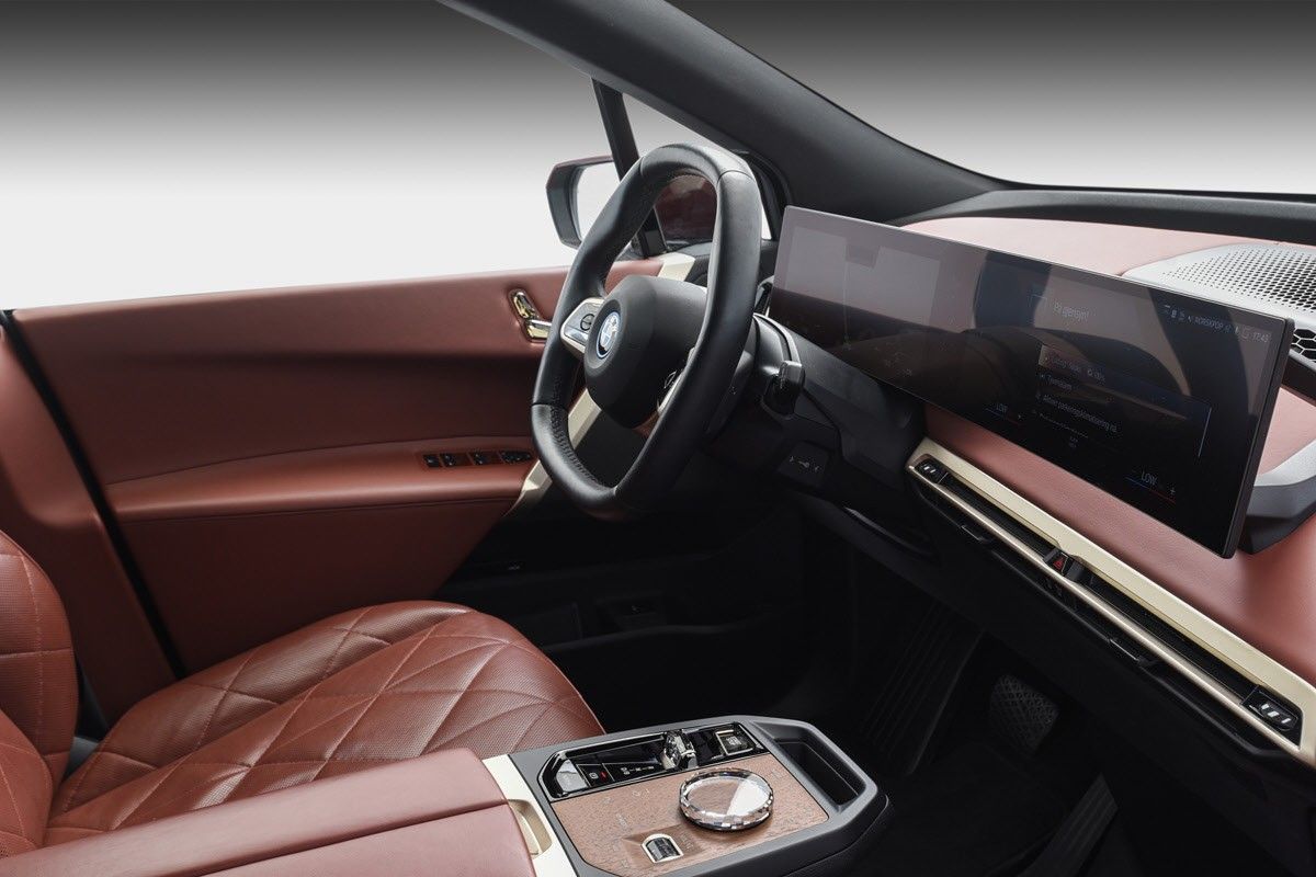 BMW iX xDrive 40