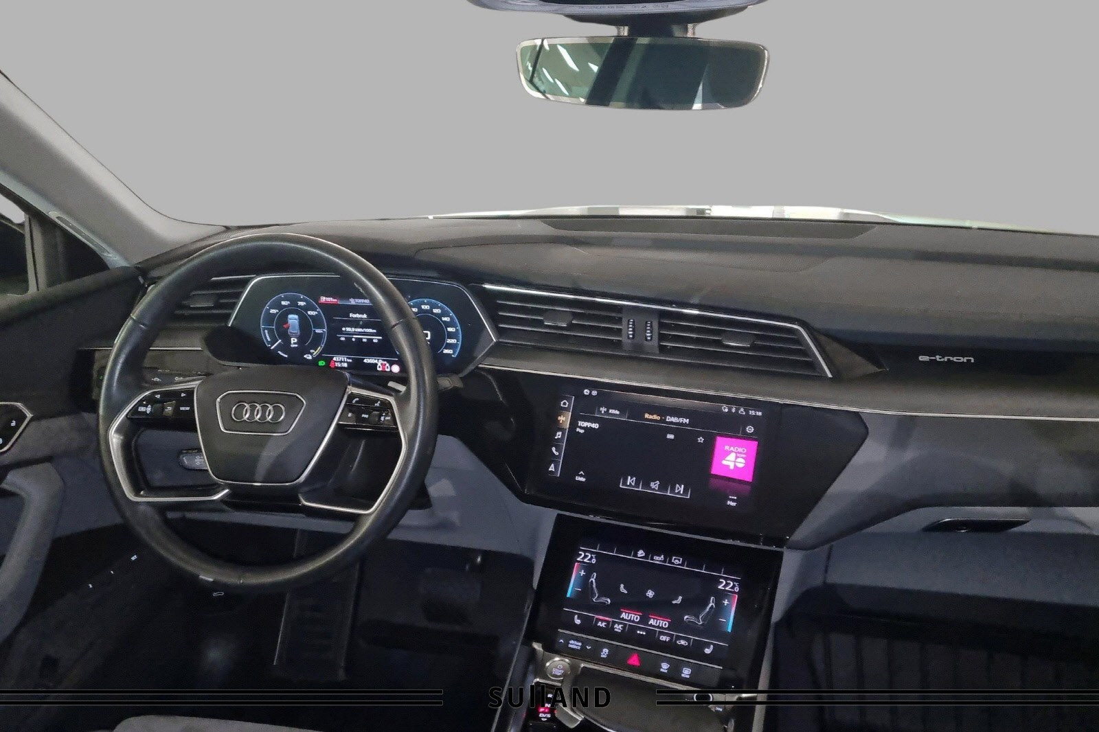 Audi e-tron