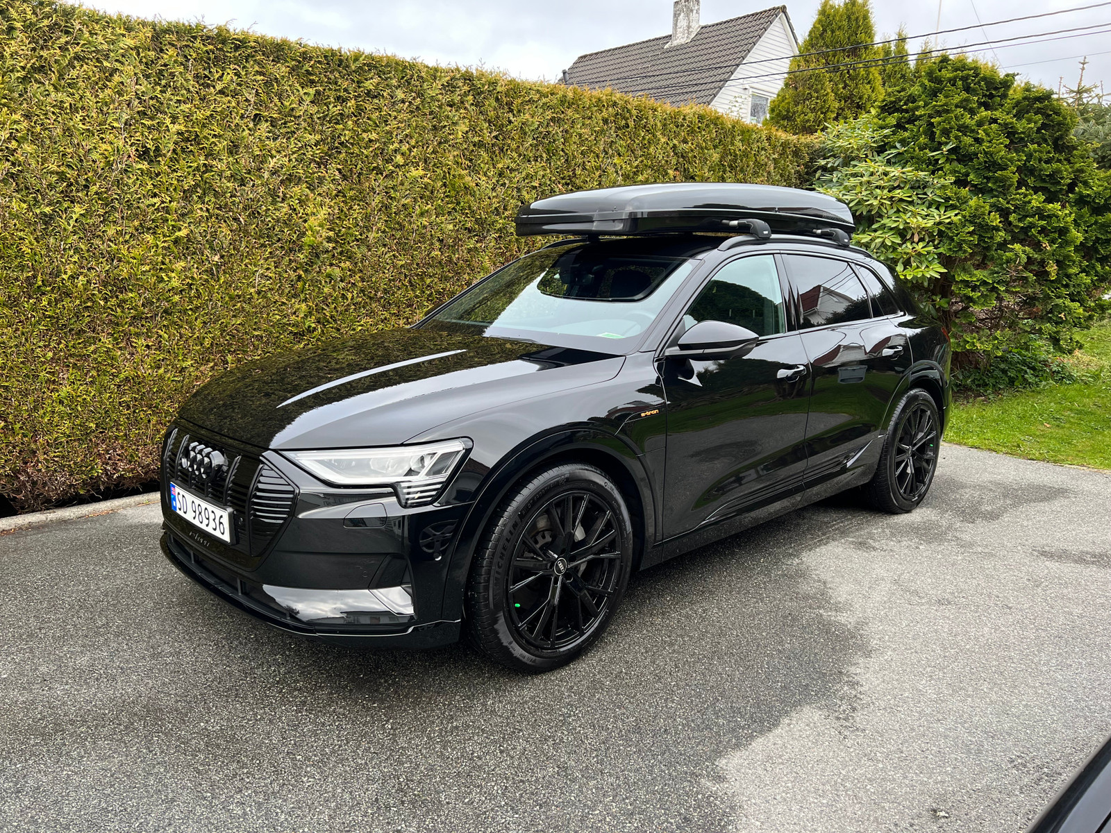 Audi e-tron