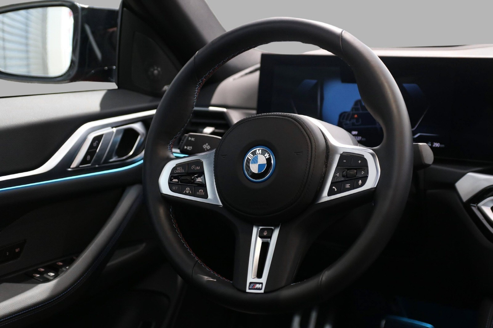 BMW i4 M50