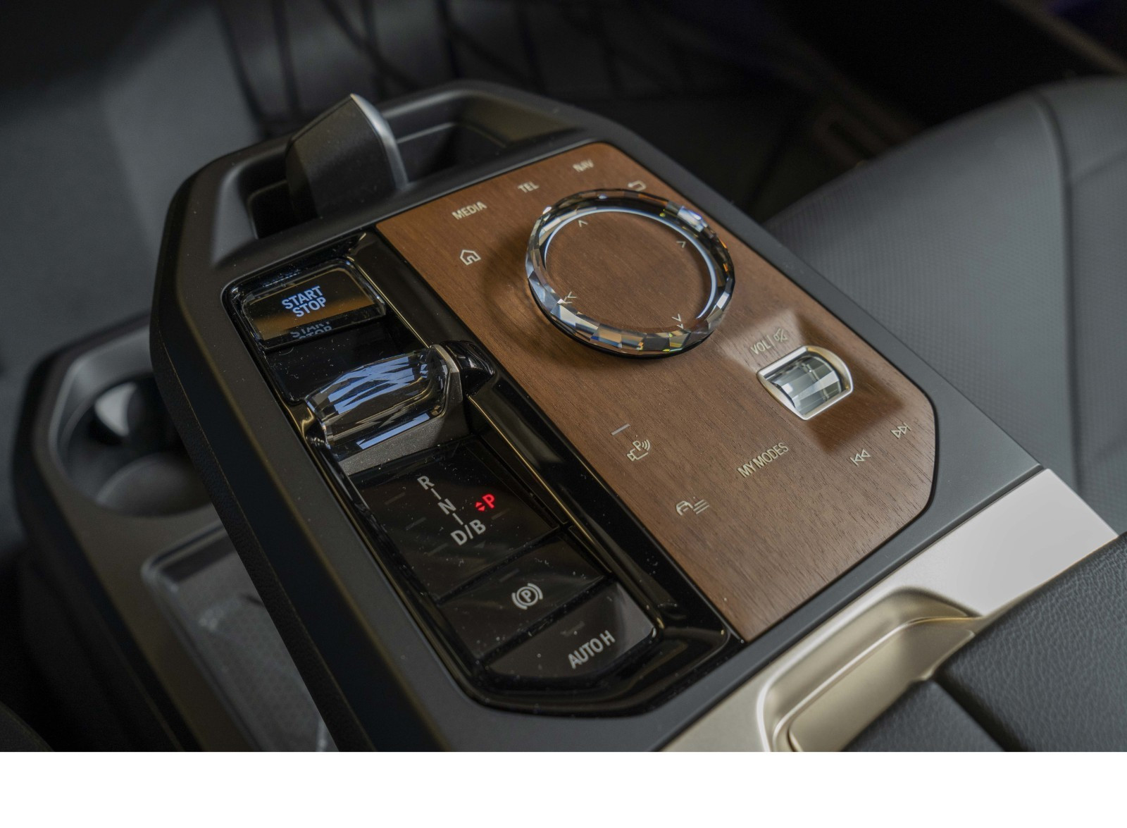 BMW iX xDrive 40