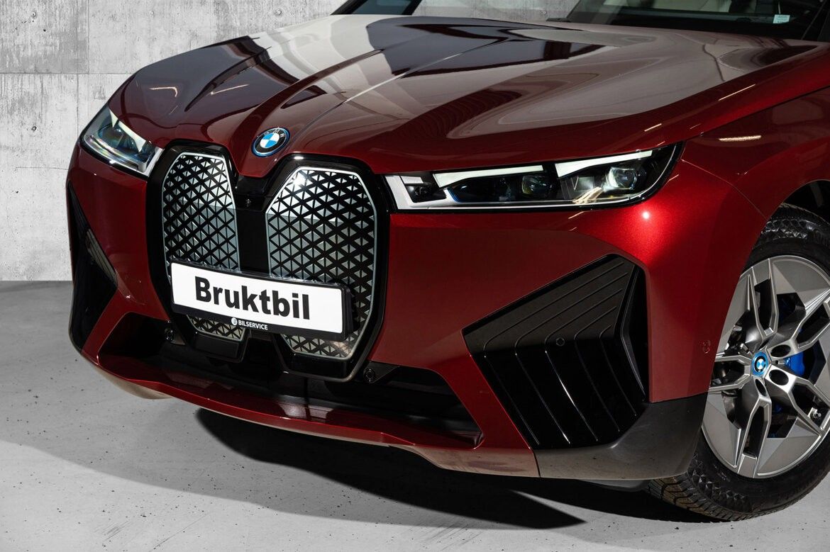 BMW iX xDrive 40