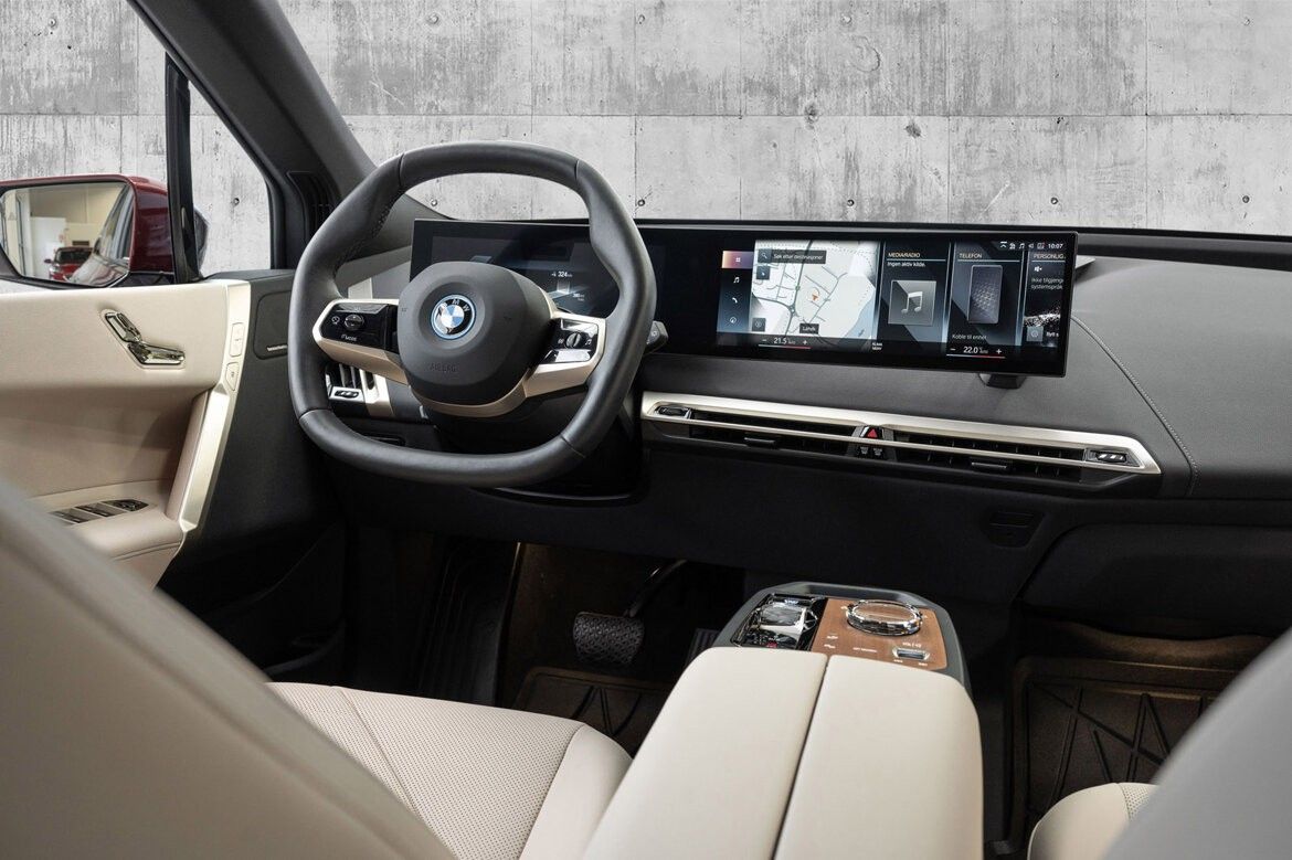 BMW iX xDrive 40