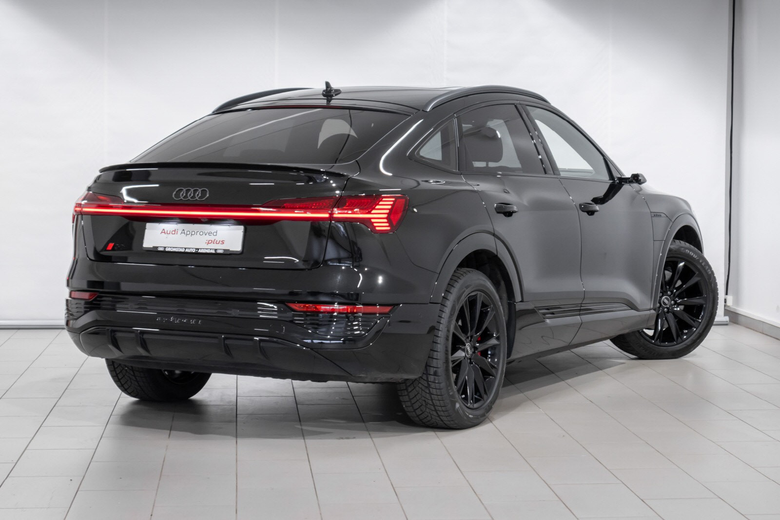 Audi Q8 e-tron