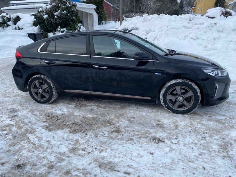 Hyundai IONIQ