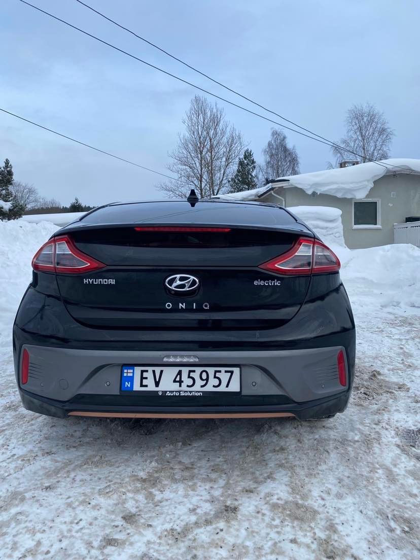 Hyundai IONIQ
