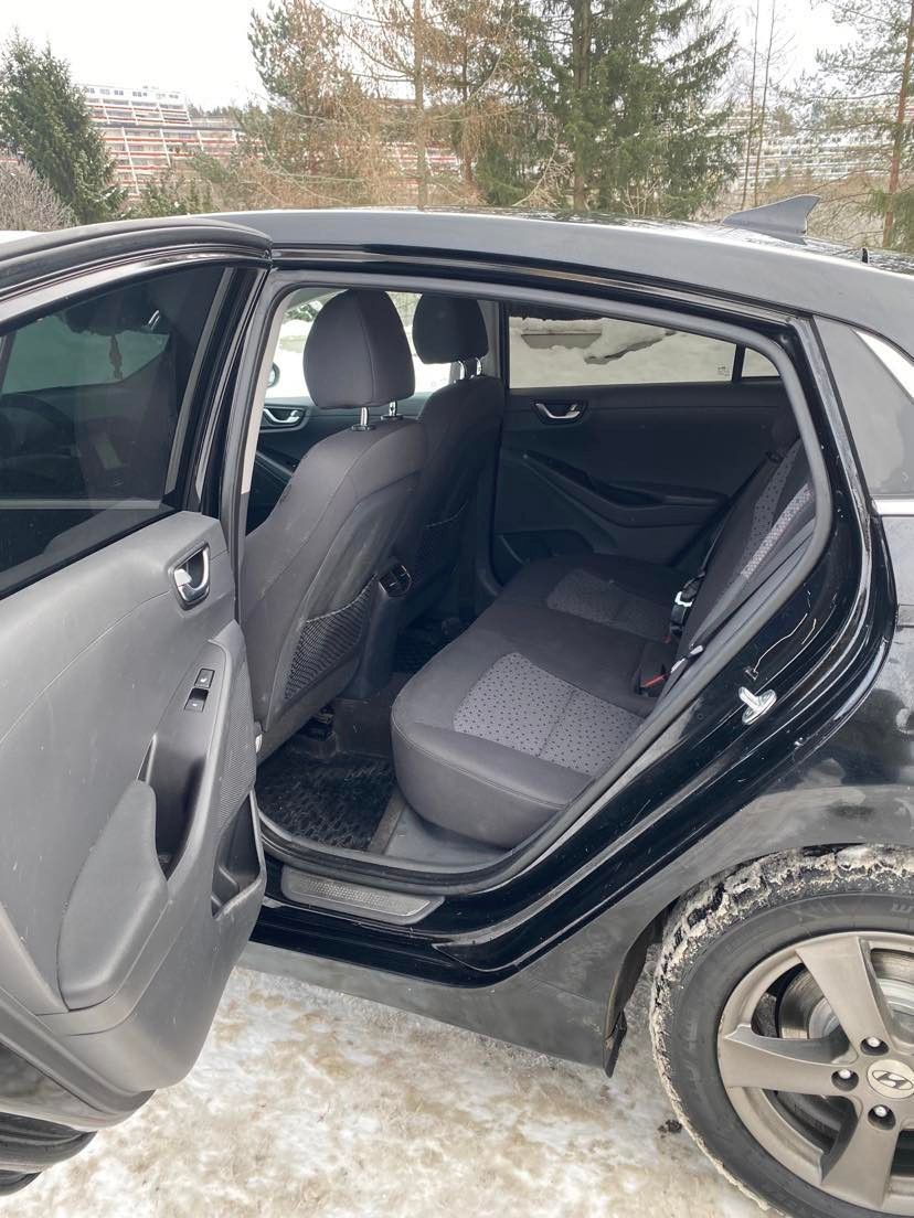 Hyundai IONIQ