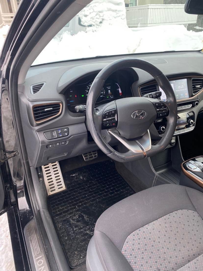 Hyundai IONIQ