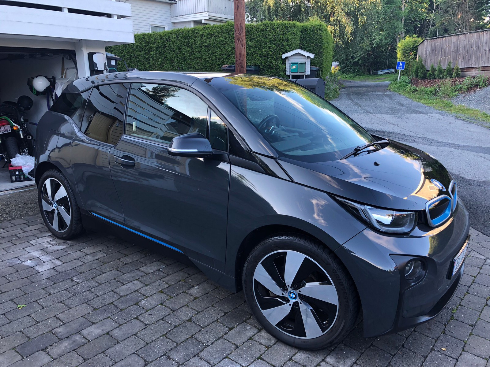 BMW i3