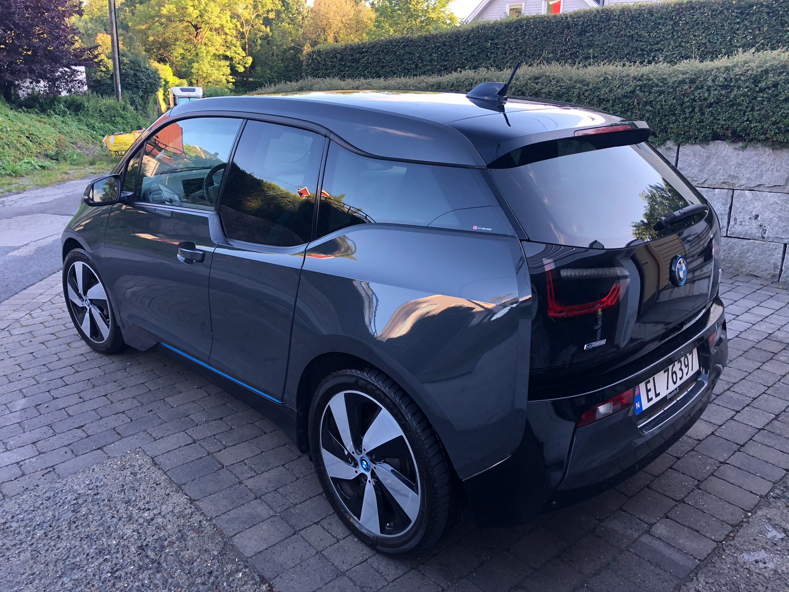 BMW i3