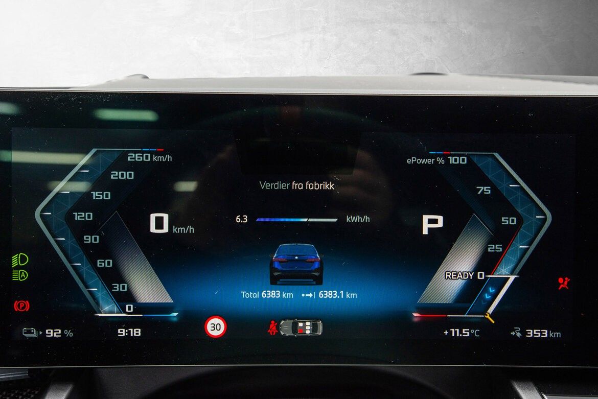 BMW i5 M60