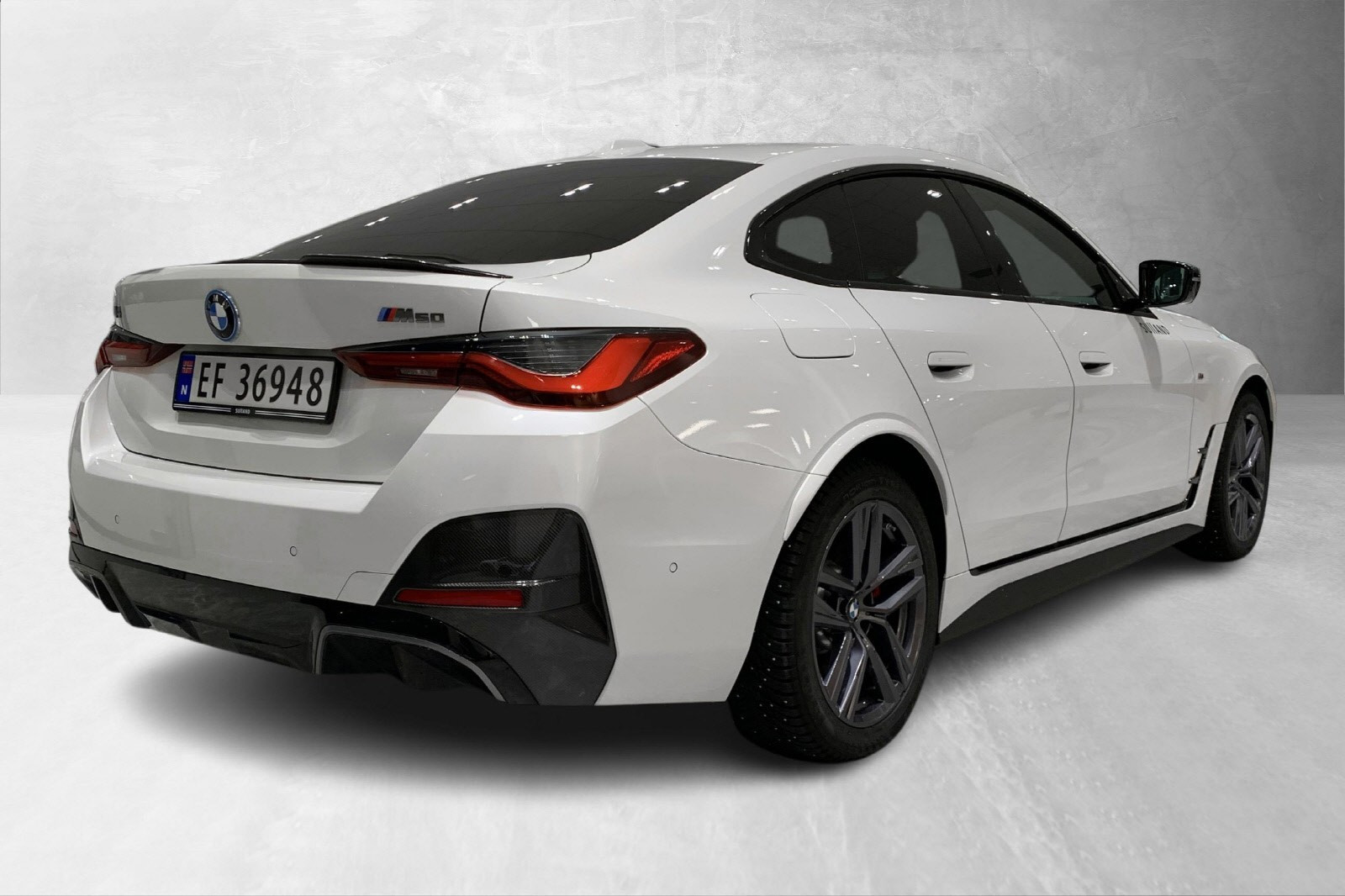 BMW i4 M50