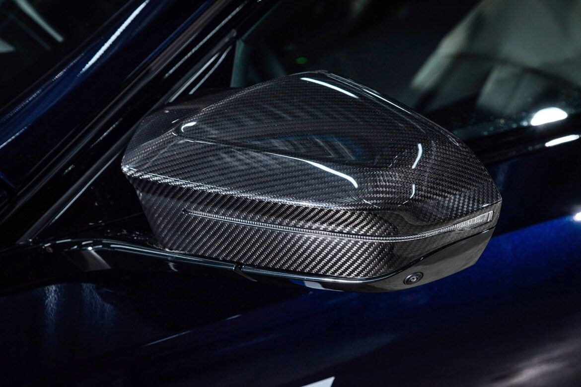 BMW i5 M60