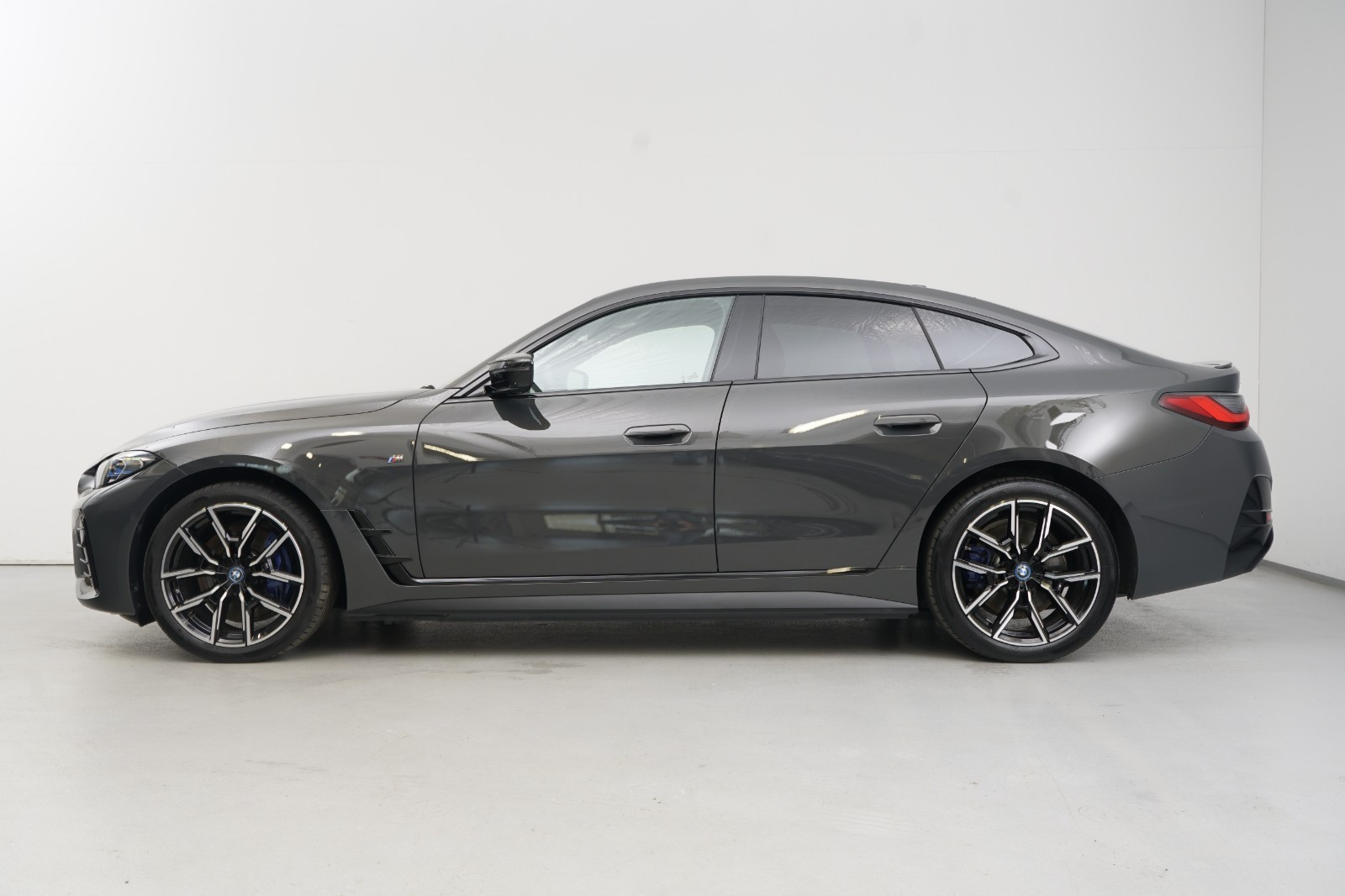 BMW i4 M50