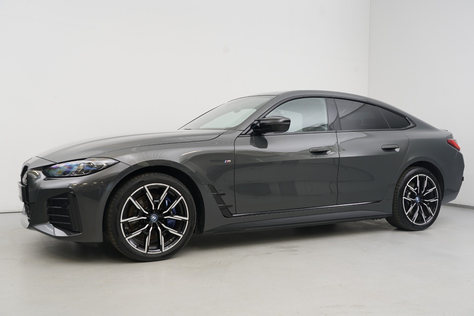 BMW i4 M50