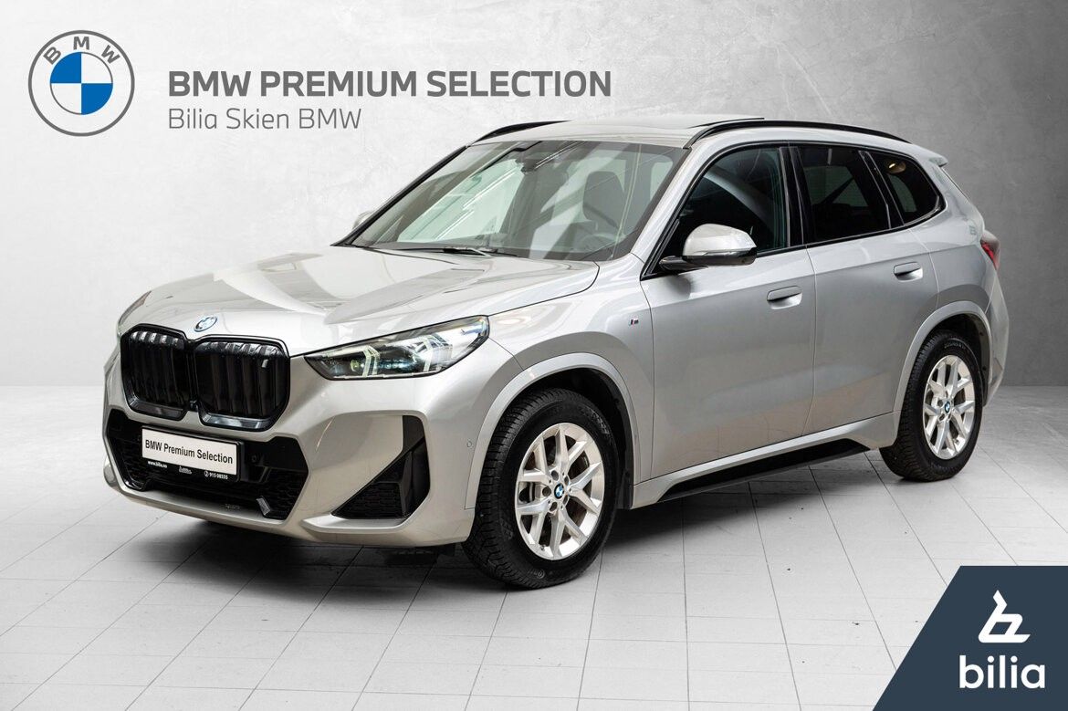 BMW iX1