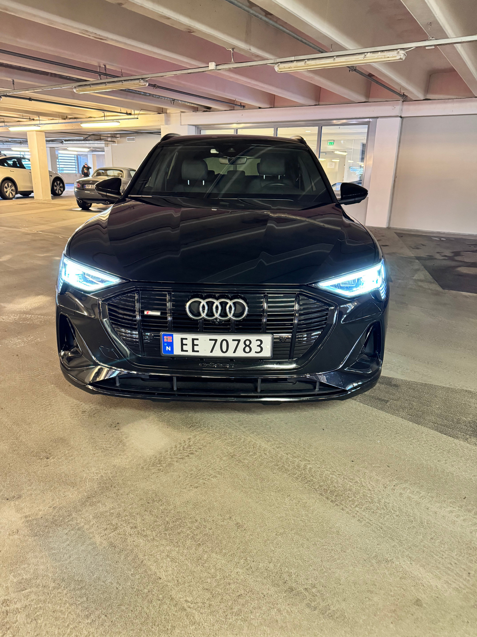 Audi e-tron