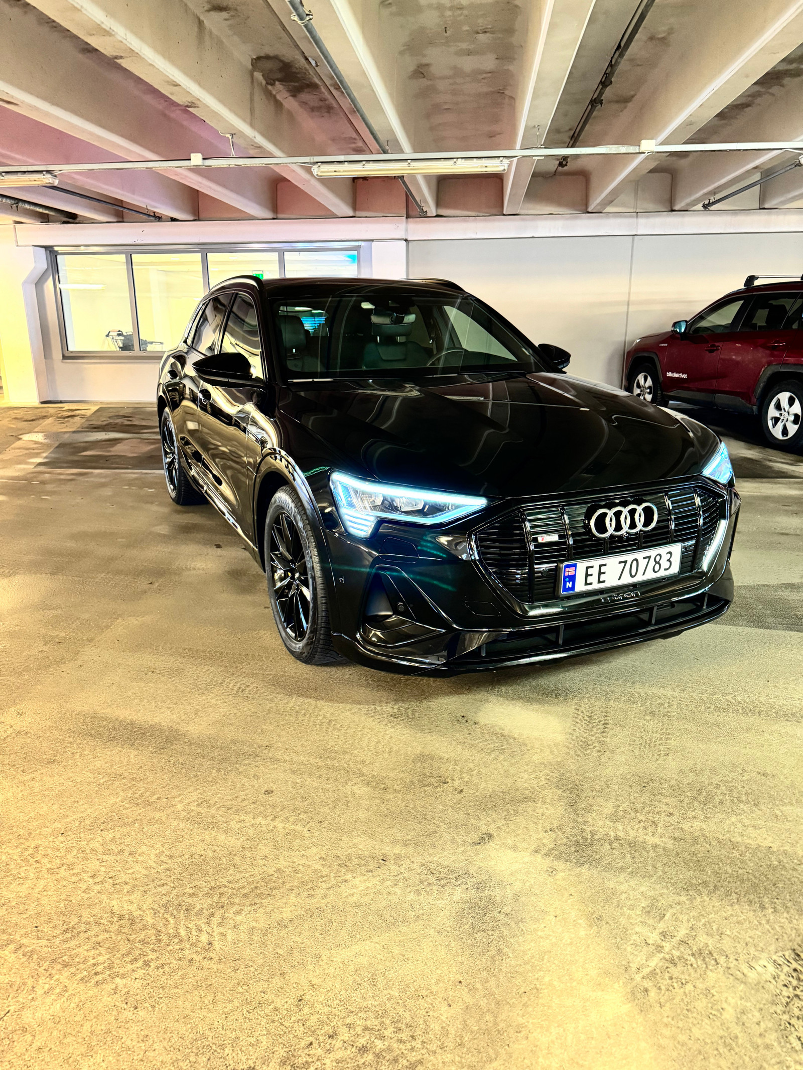 Audi e-tron