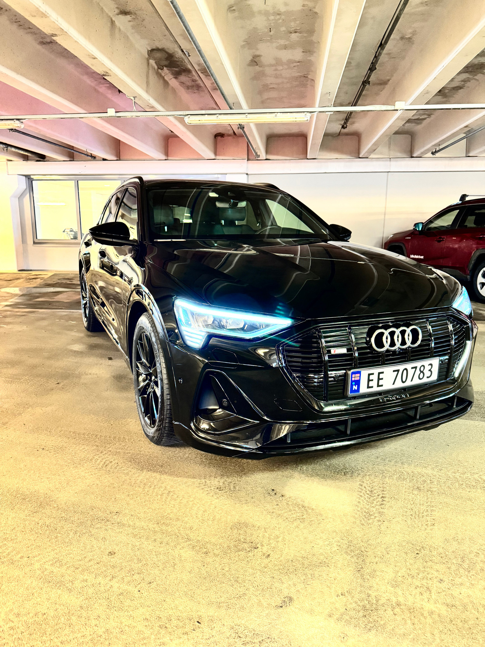 Audi e-tron