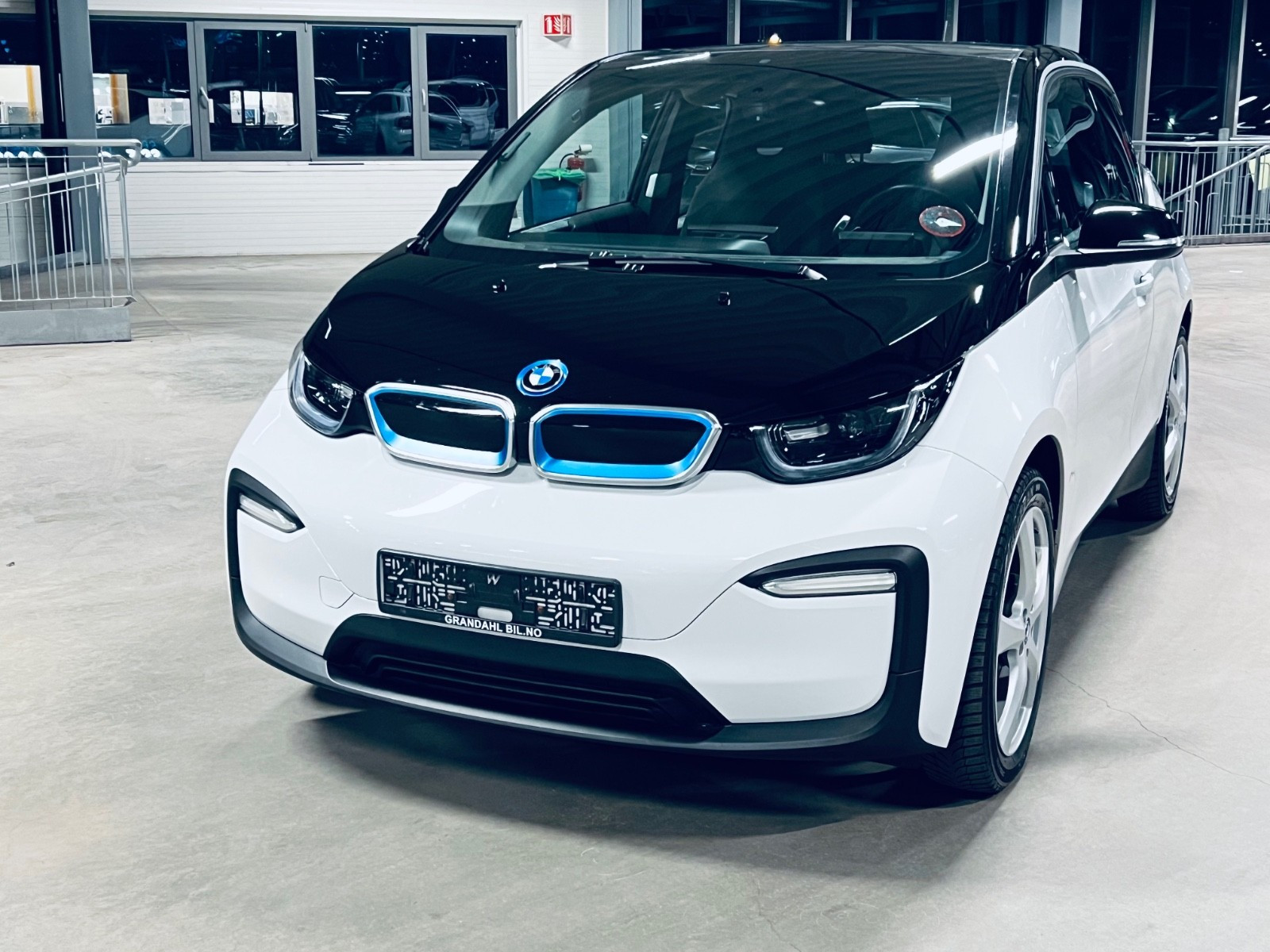 BMW i3