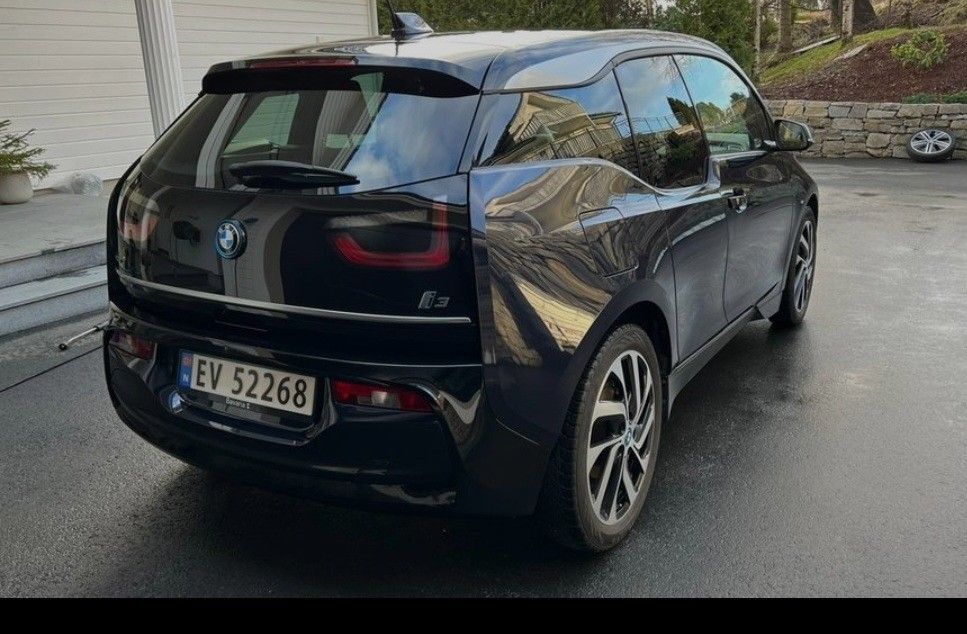 BMW i3