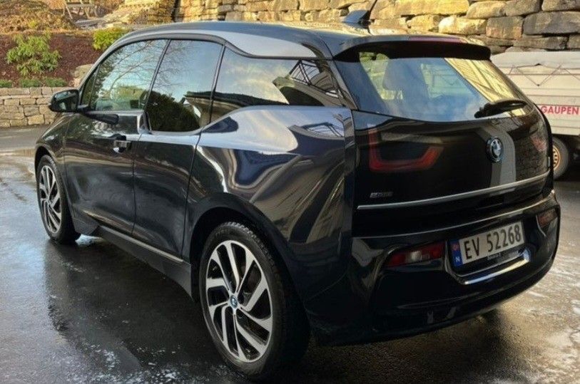 BMW i3