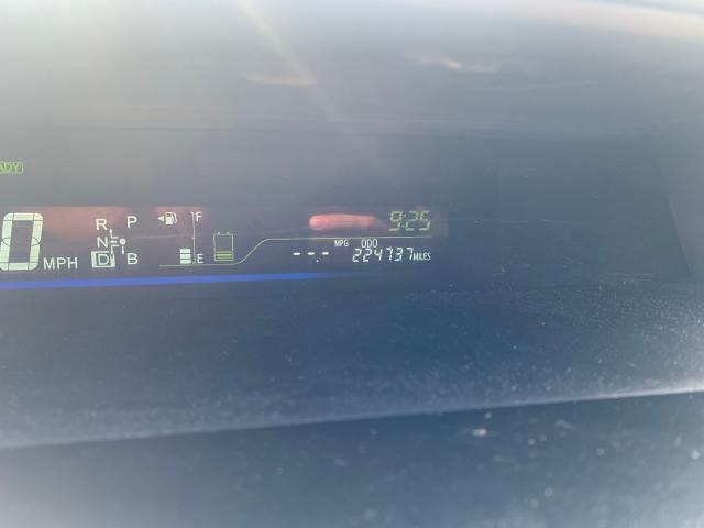 Toyota Prius V 2012