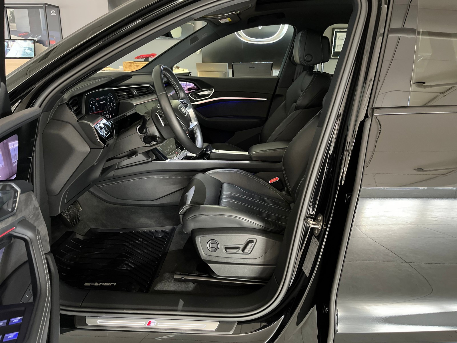 Audi e-tron
