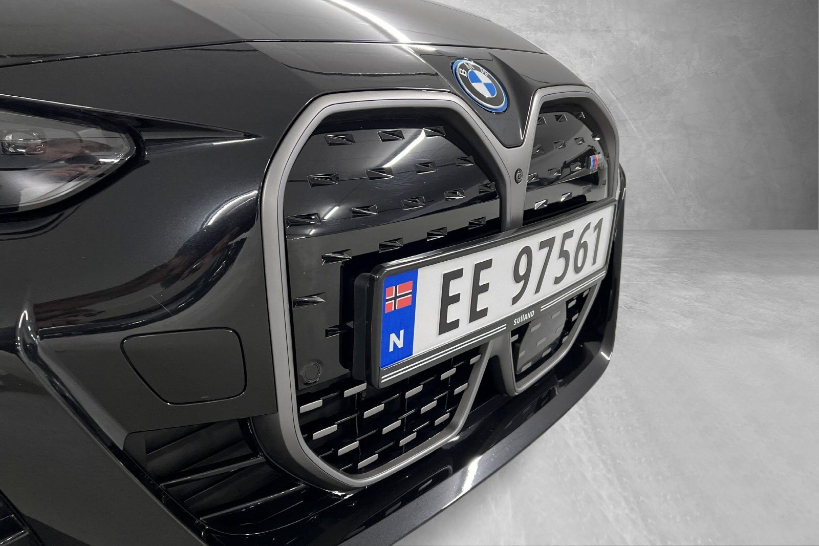 BMW i4 M50