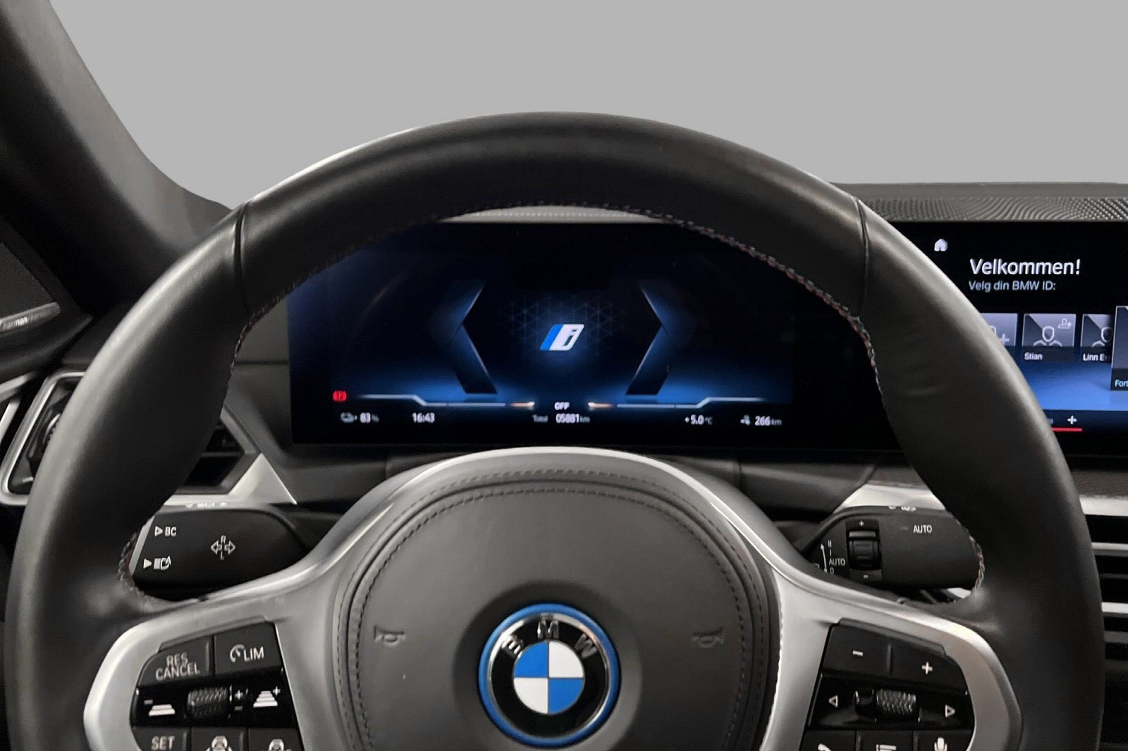 BMW i4 M50