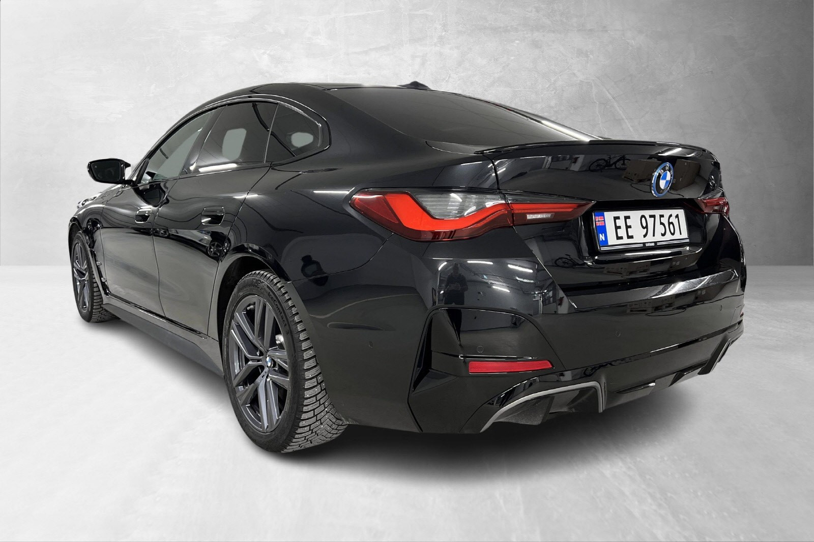 BMW i4 M50