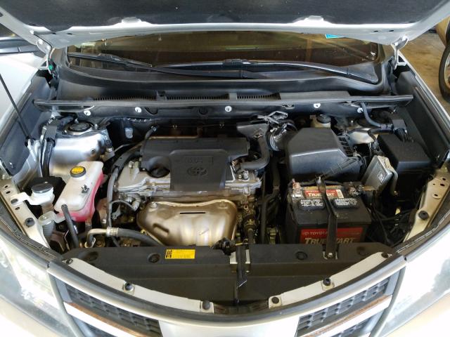 Toyota Rav4 LE 2015