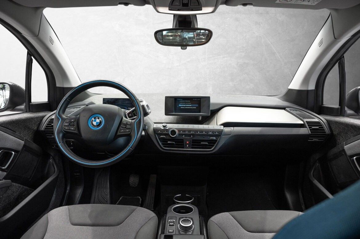 BMW i3