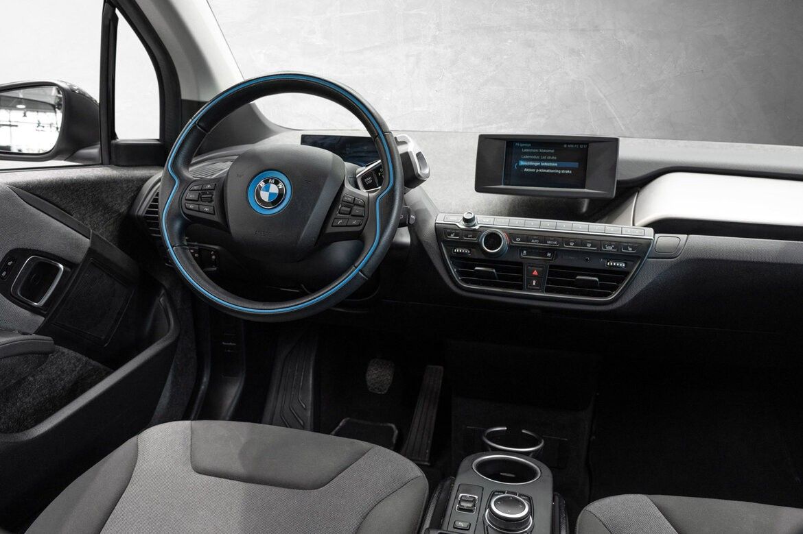 BMW i3
