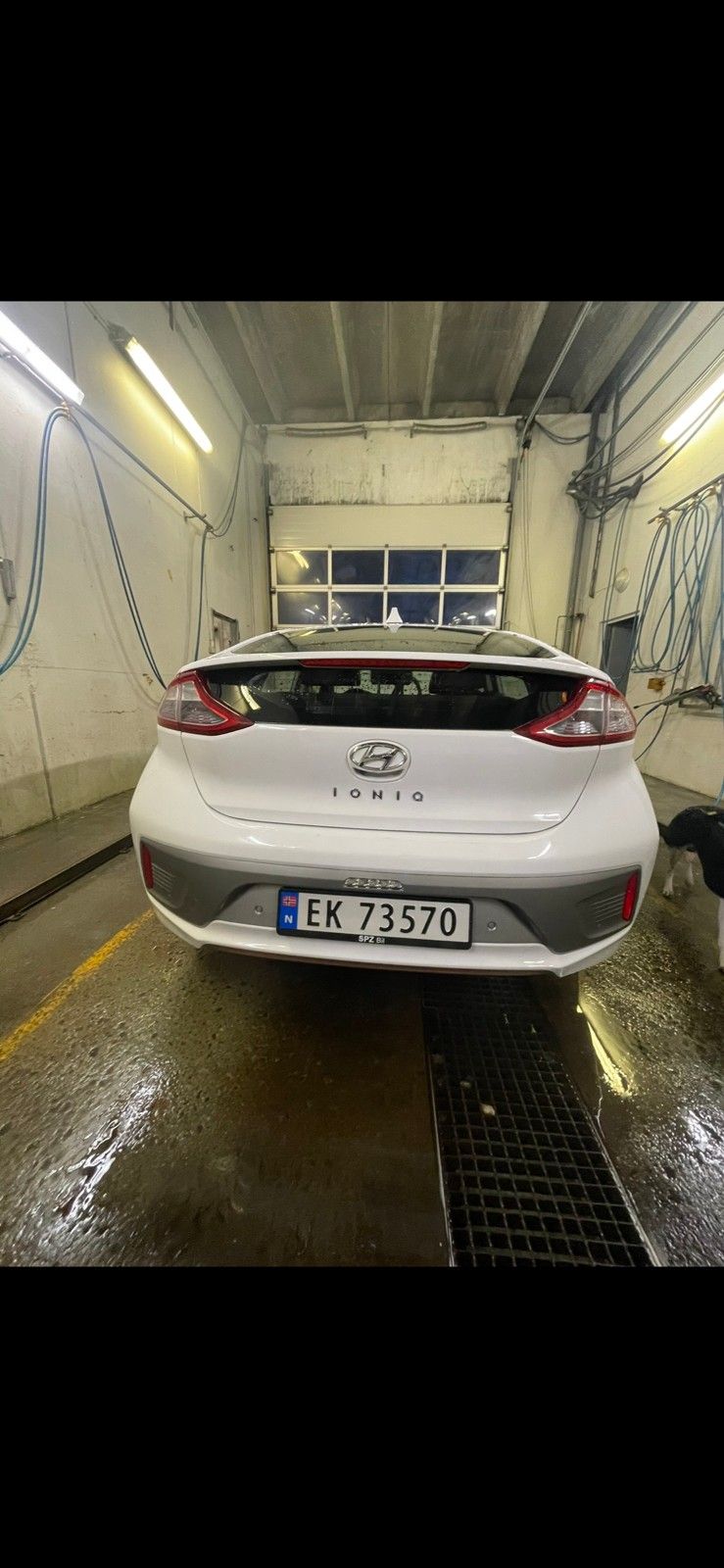 Hyundai IONIQ