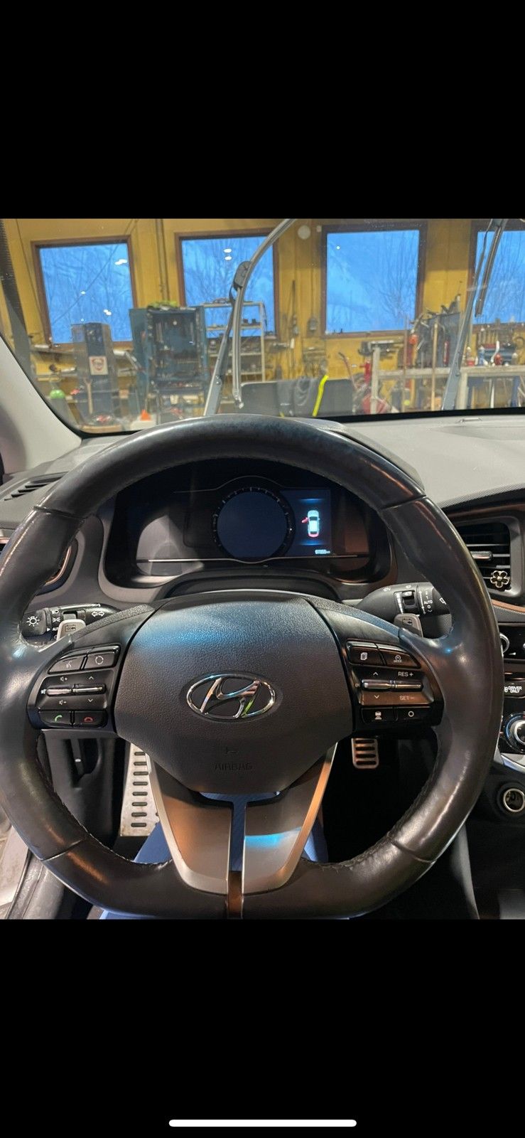Hyundai IONIQ