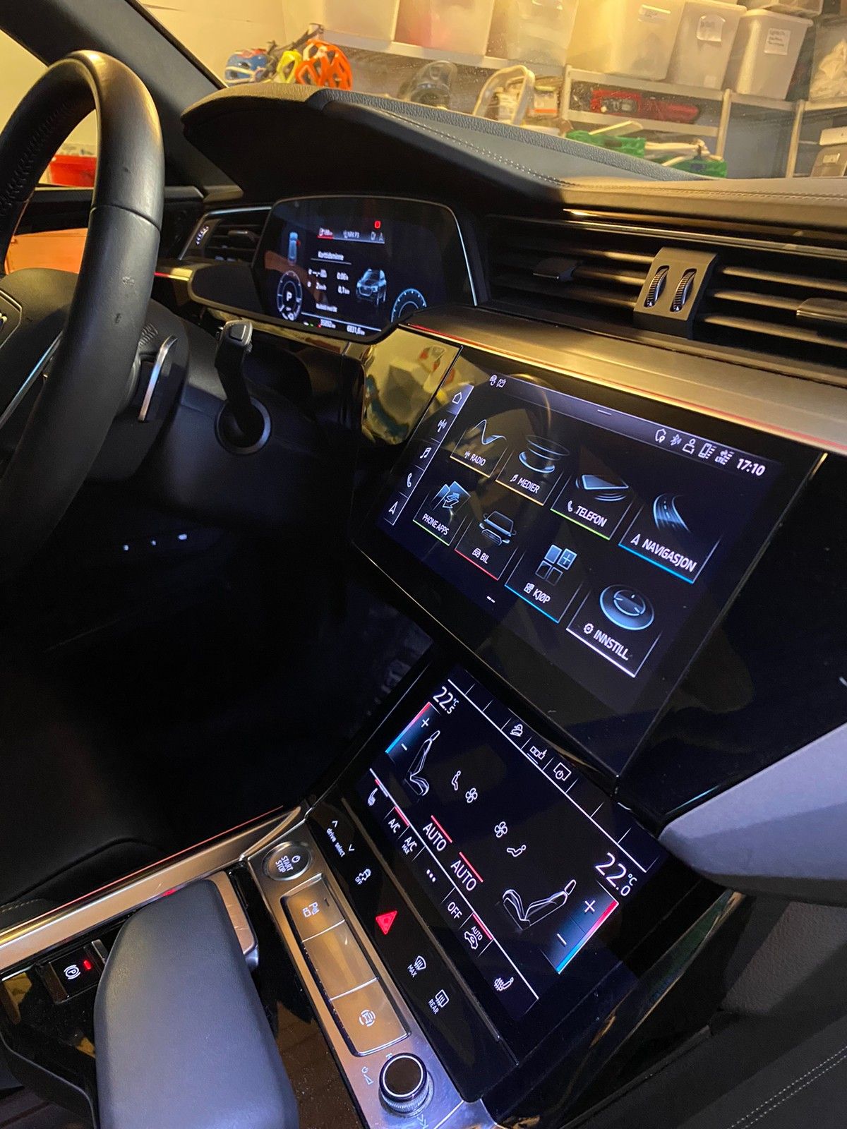 Audi e-tron