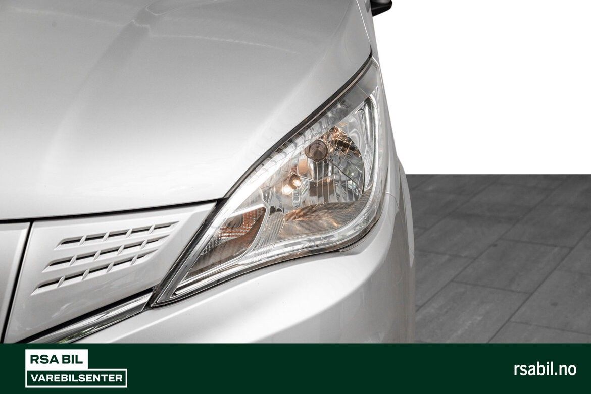 BYD T3
