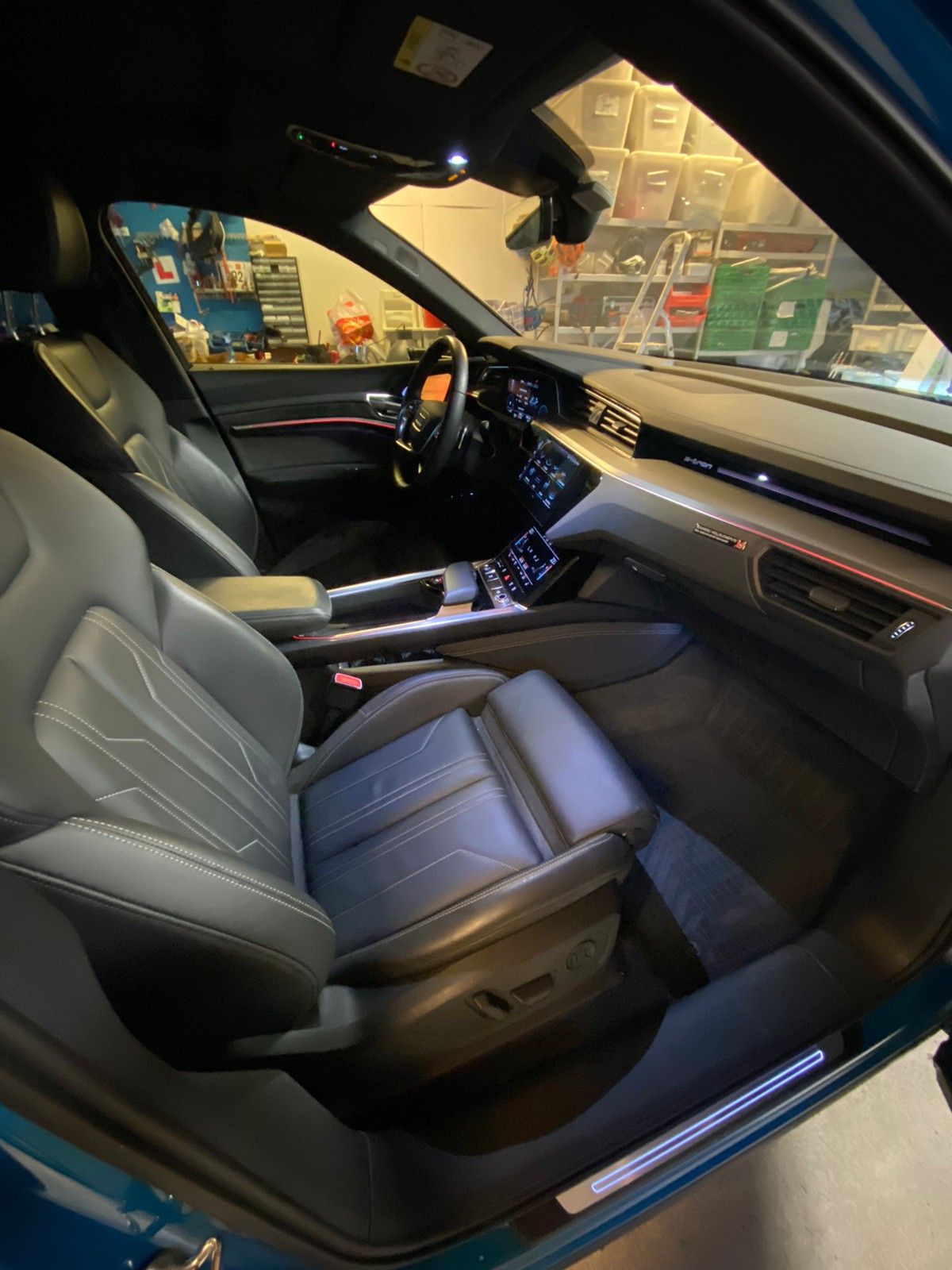 Audi e-tron