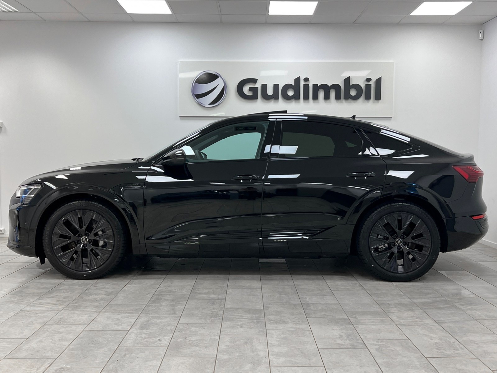 Audi Q8 e-tron