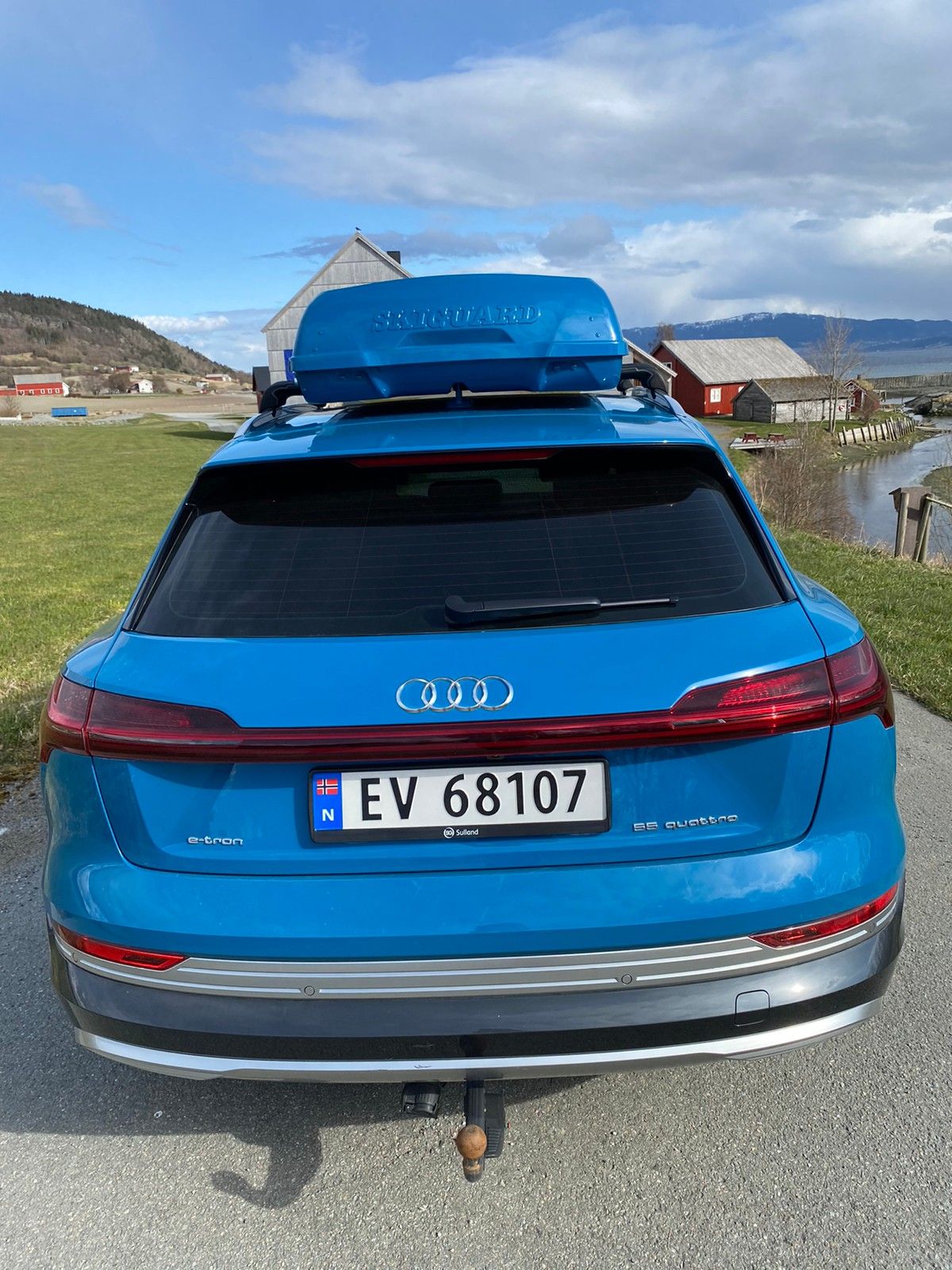Audi e-tron