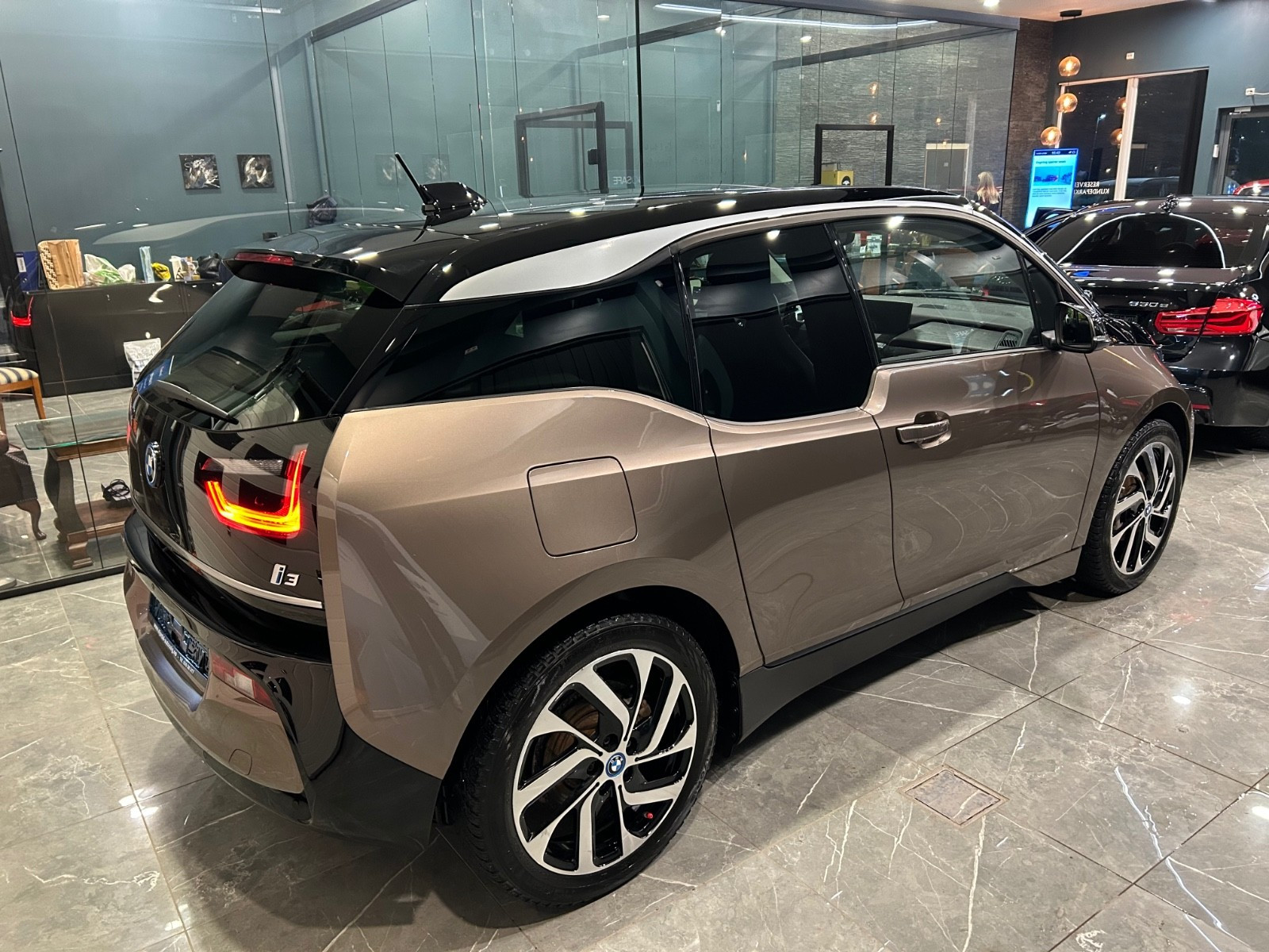 BMW i3