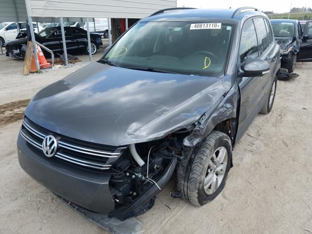 Volkswagen Tiguan S 2015