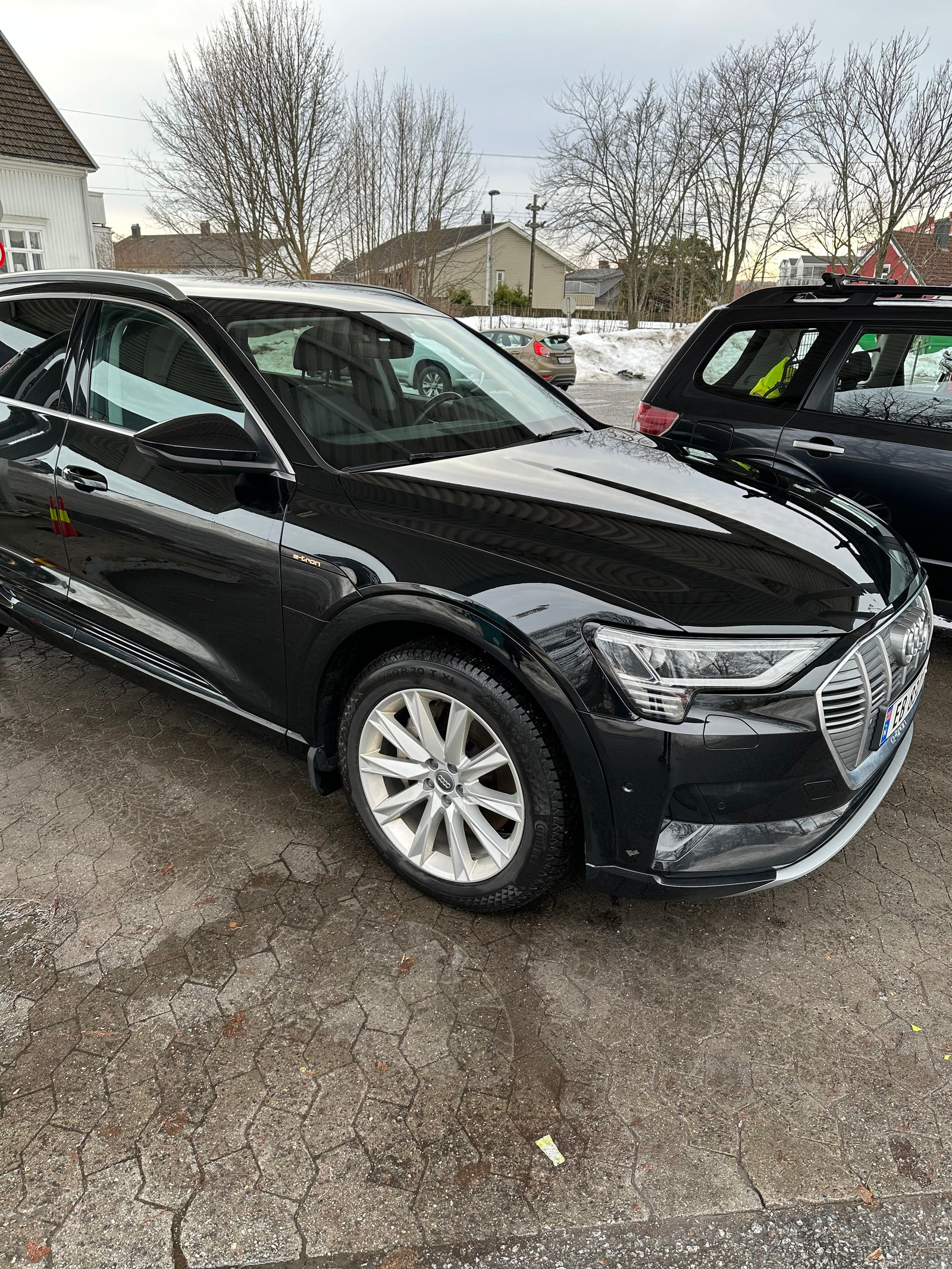 Audi e-tron
