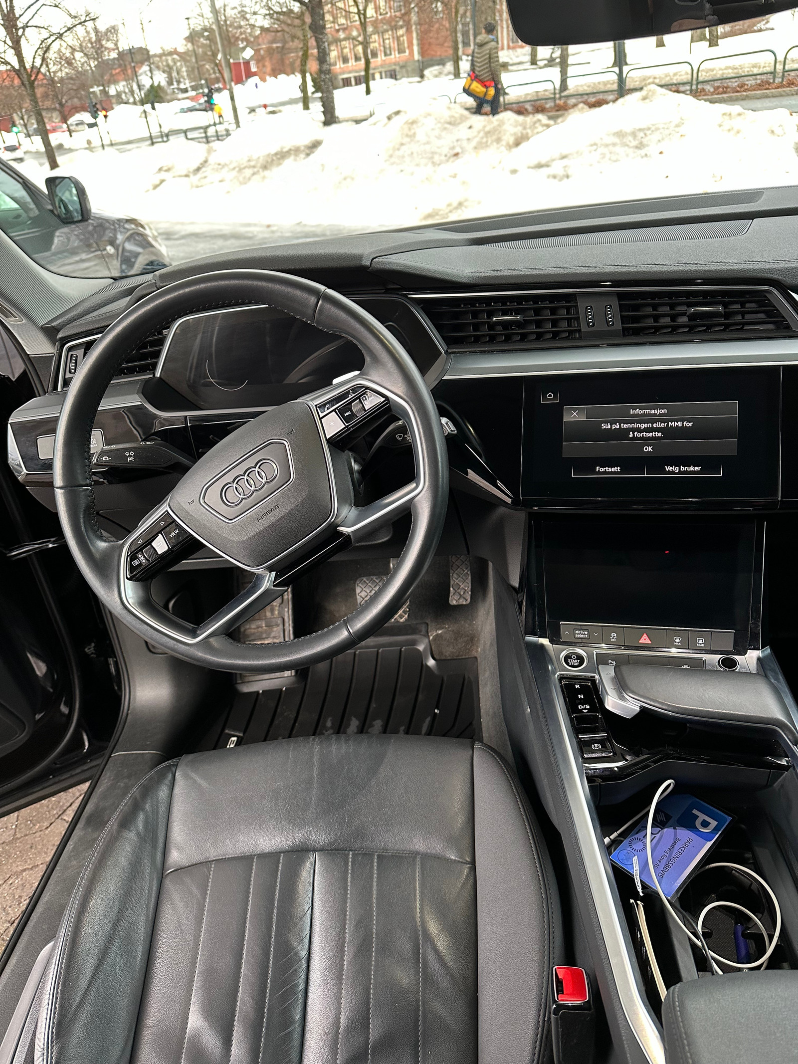 Audi e-tron
