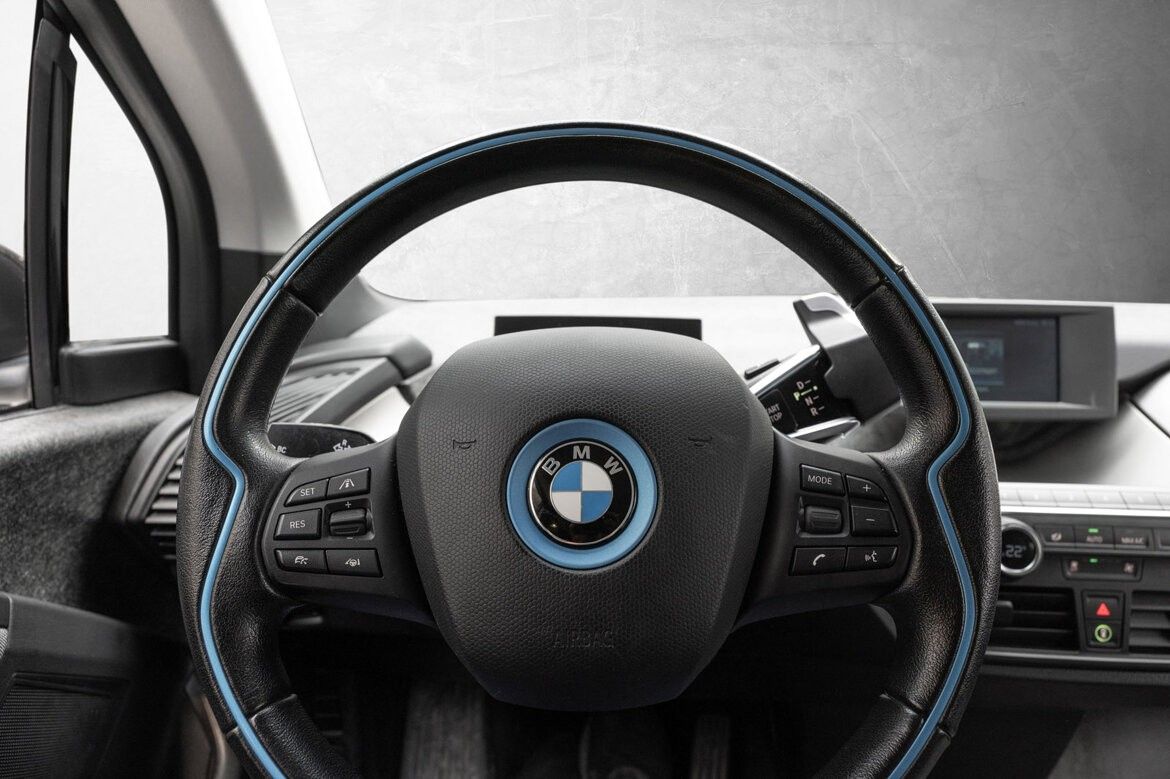 BMW i3