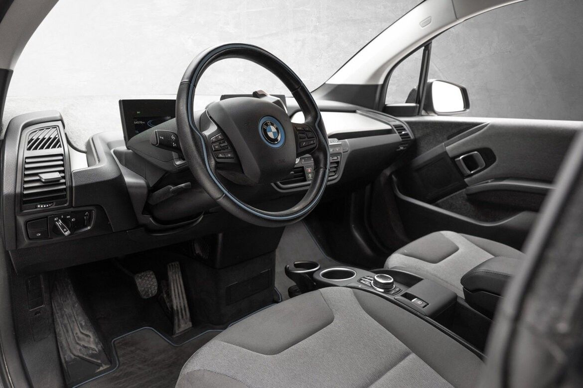 BMW i3