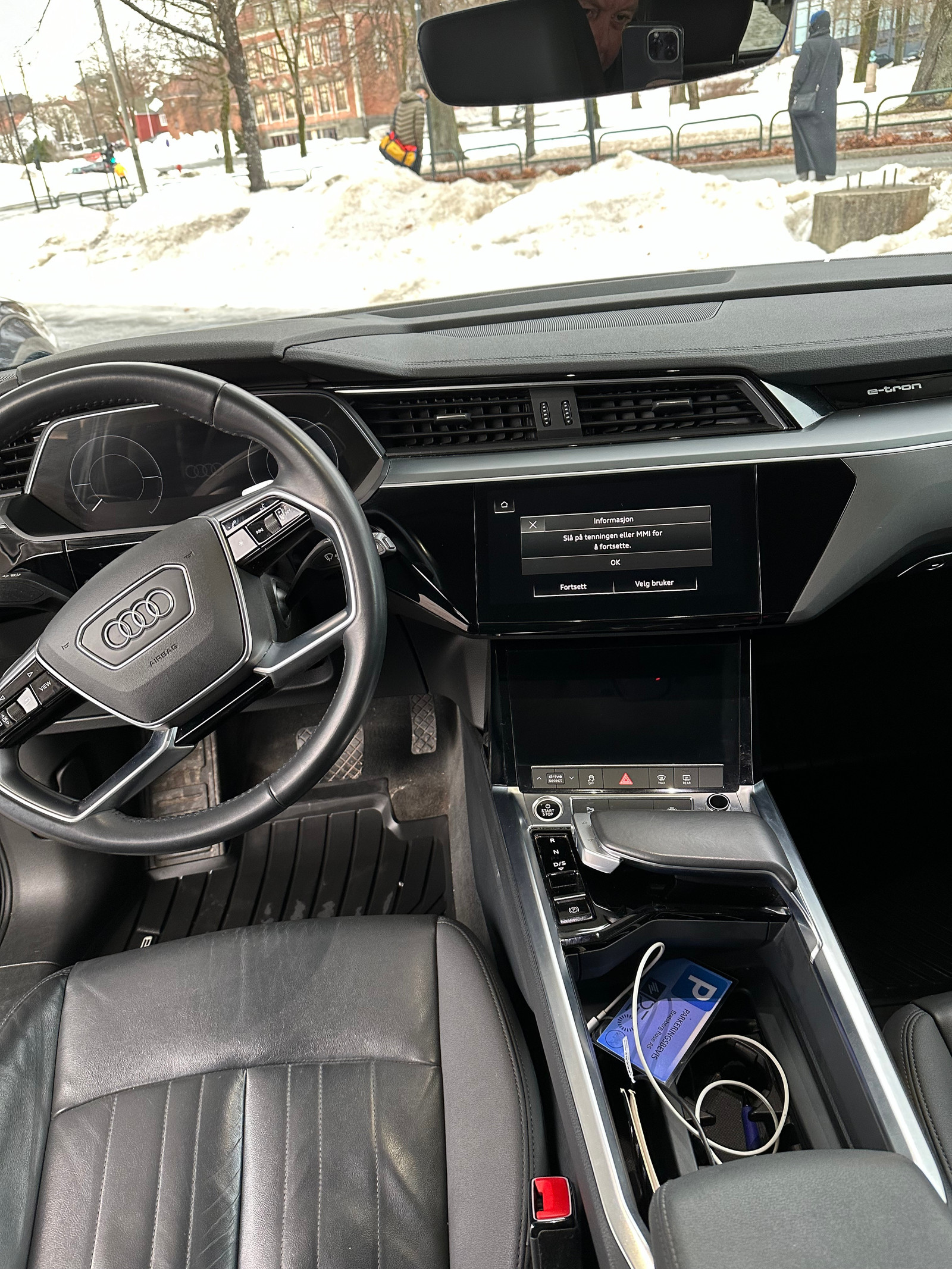 Audi e-tron
