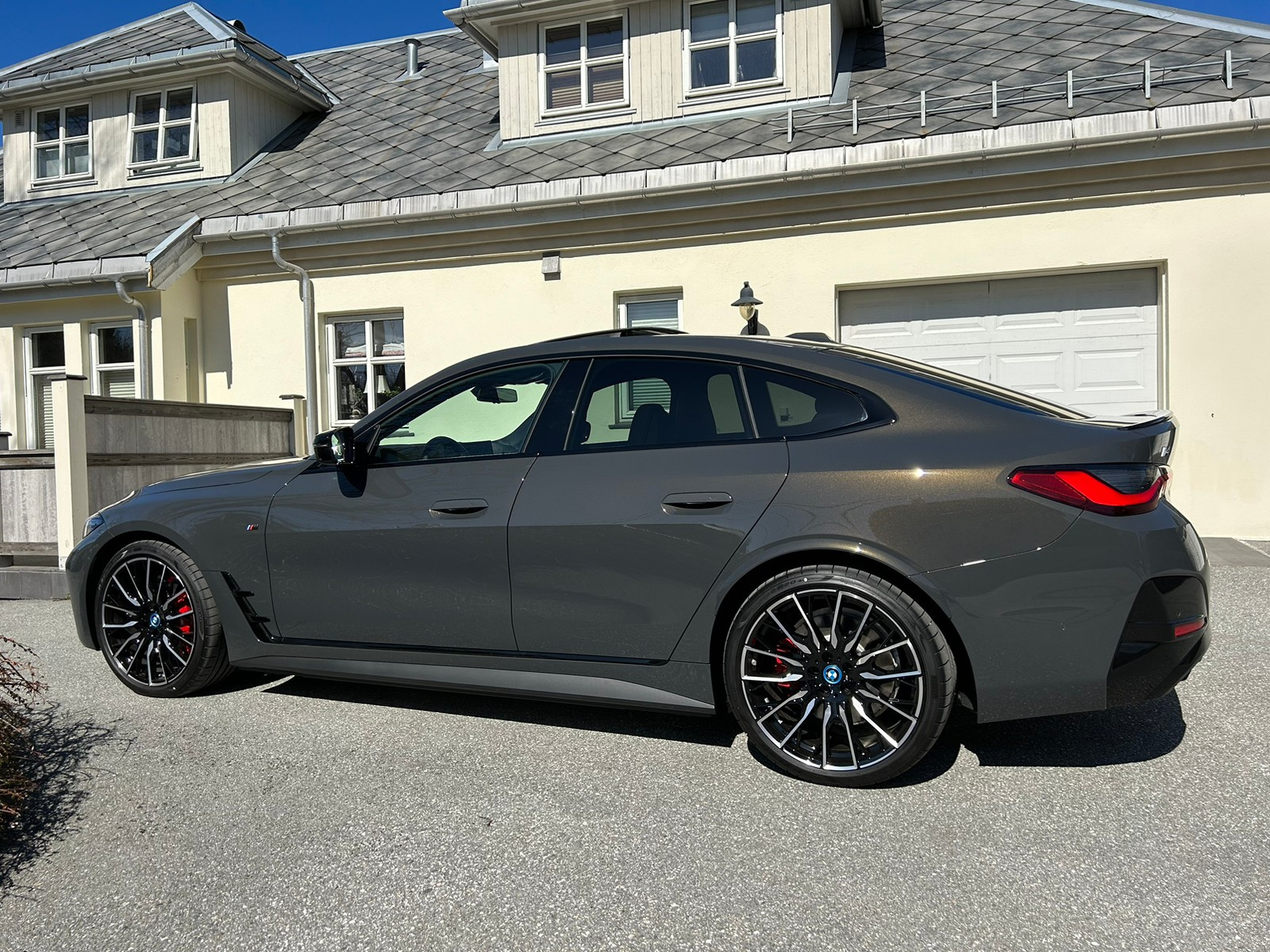 BMW i4 M50